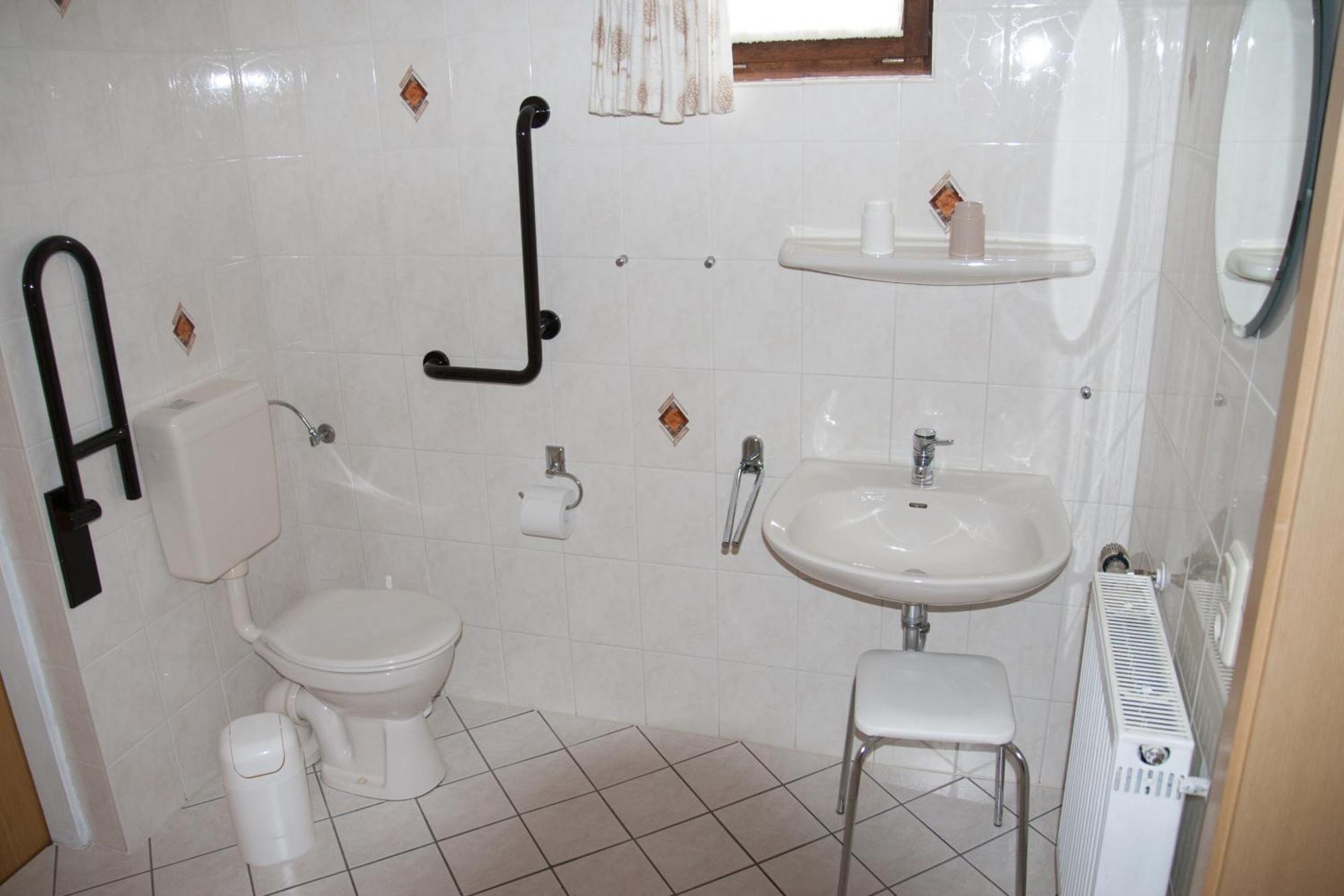 Haus Am Wald - Urlaub Am Nationalpark Apartment Langweiler  Ruang foto